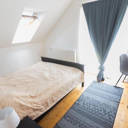 Hi-Bp Garden City Batsanyi Apartment 3 Rooms, Apartment Upstairs Near The City Train With Free Parking Budapest Bagian luar foto