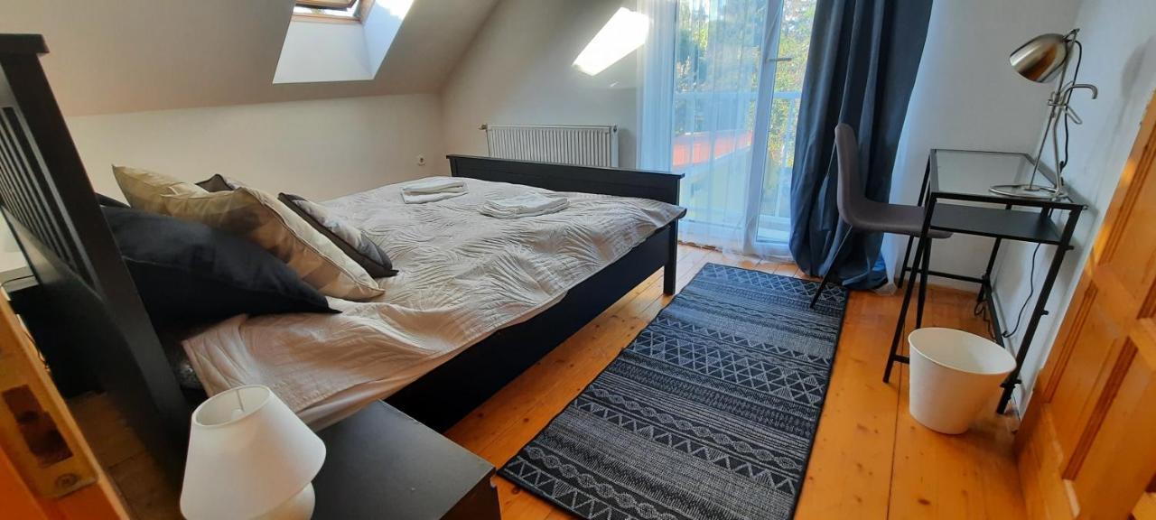 Hi-Bp Garden City Batsanyi Apartment 3 Rooms, Apartment Upstairs Near The City Train With Free Parking Budapest Bagian luar foto