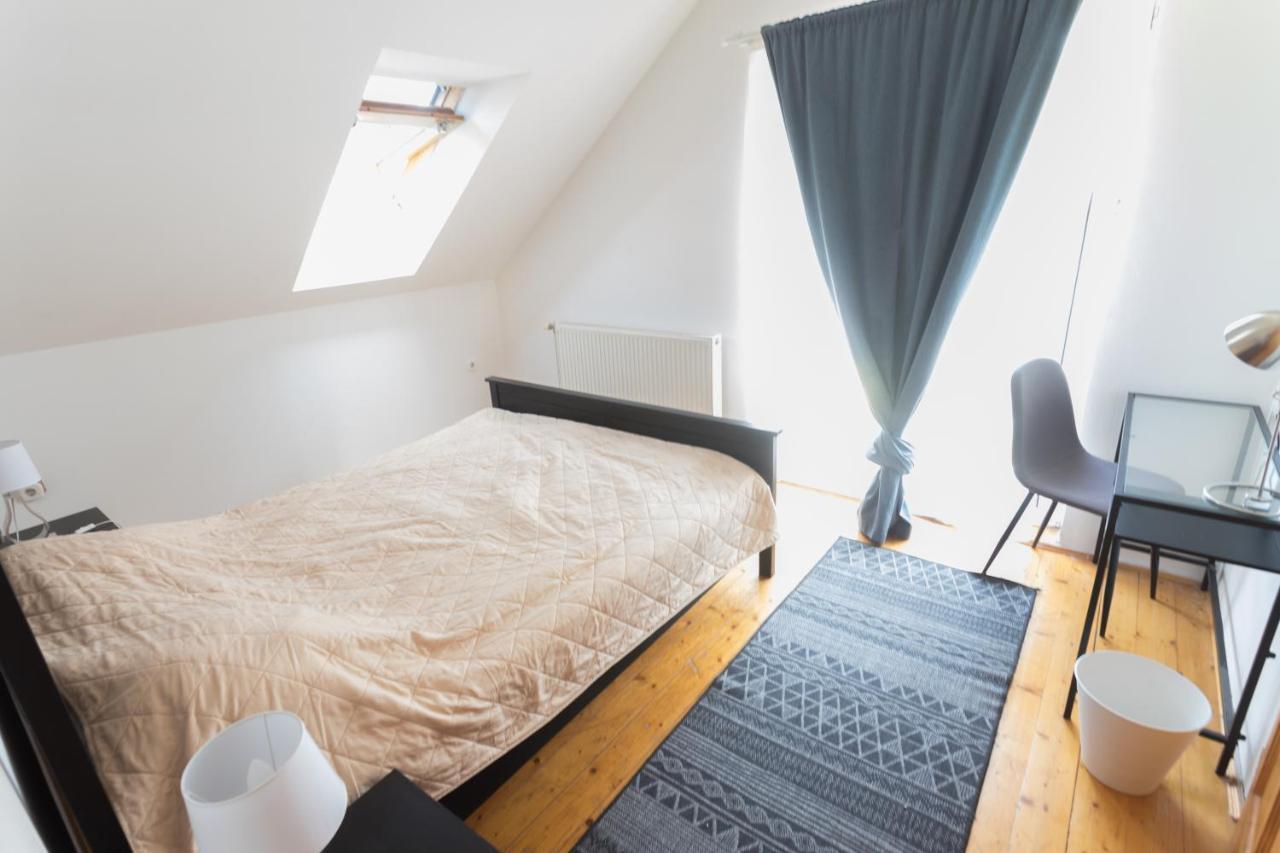 Hi-Bp Garden City Batsanyi Apartment 3 Rooms, Apartment Upstairs Near The City Train With Free Parking Budapest Bagian luar foto