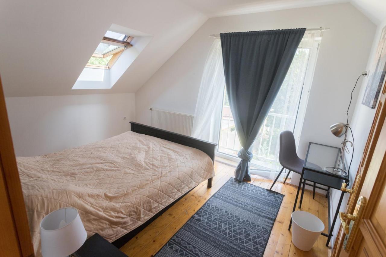 Hi-Bp Garden City Batsanyi Apartment 3 Rooms, Apartment Upstairs Near The City Train With Free Parking Budapest Bagian luar foto