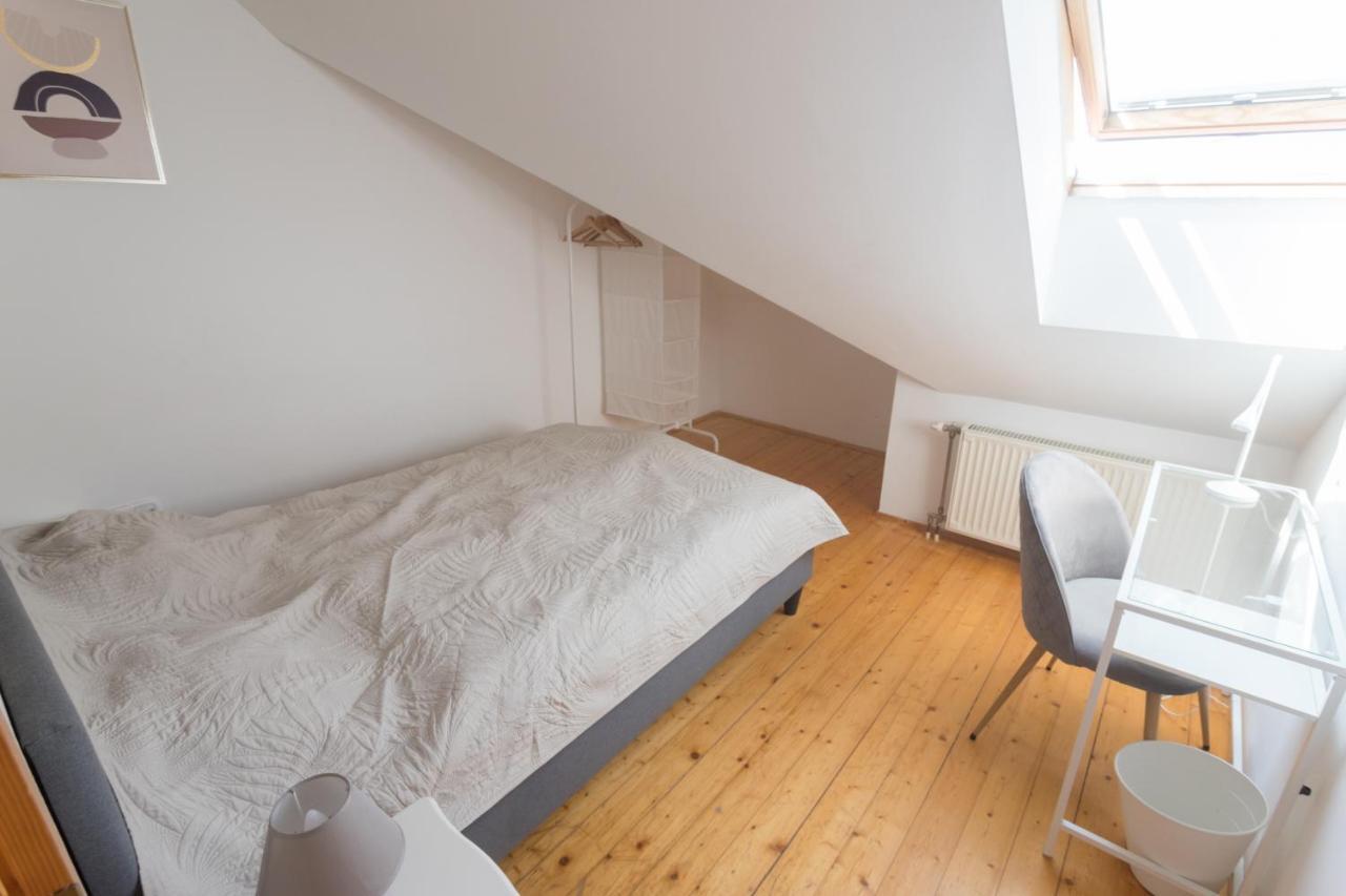 Hi-Bp Garden City Batsanyi Apartment 3 Rooms, Apartment Upstairs Near The City Train With Free Parking Budapest Bagian luar foto